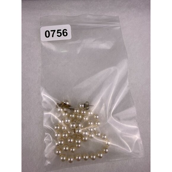 Majorica Womens Gold Tone Faux Pearl Necklace & Earrings Set Spain Signed - Picture 8 of 8